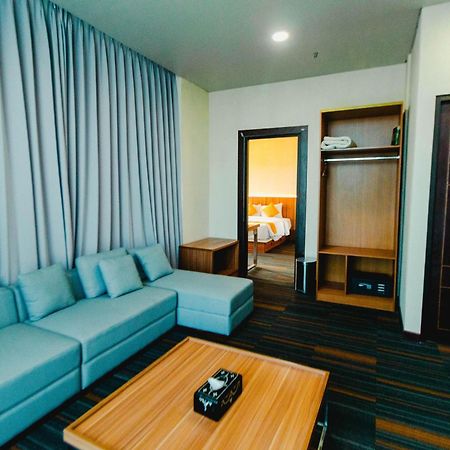 De Balen Soultan Hotel Puyung Exterior photo