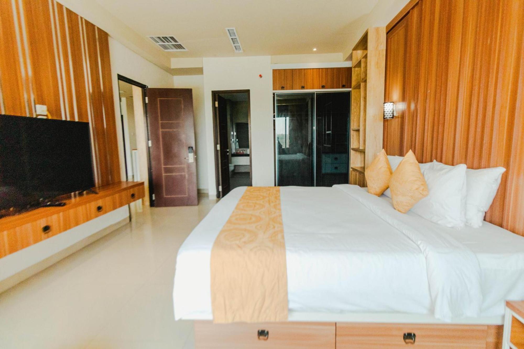 De Balen Soultan Hotel Puyung Exterior photo