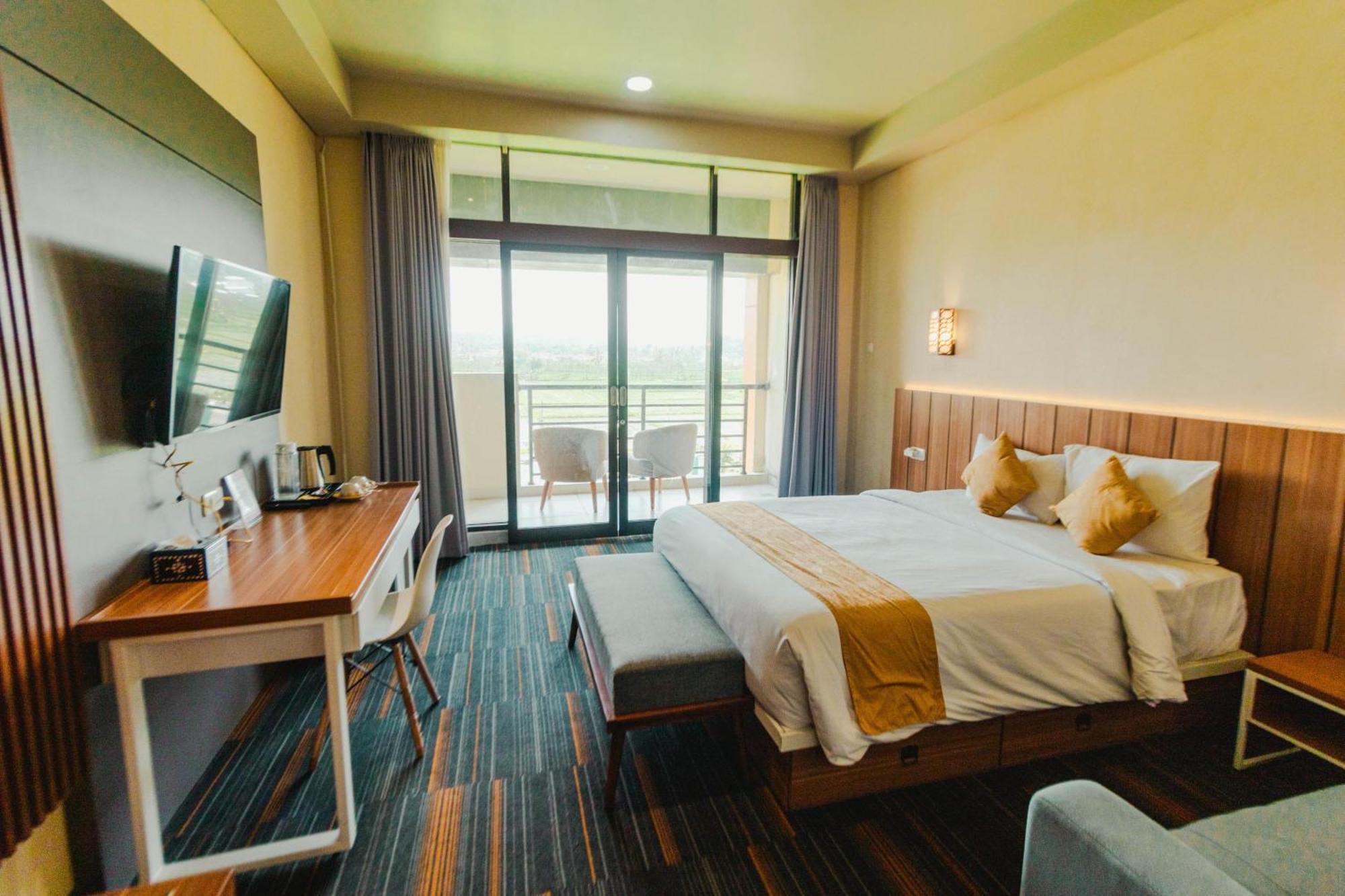 De Balen Soultan Hotel Puyung Exterior photo