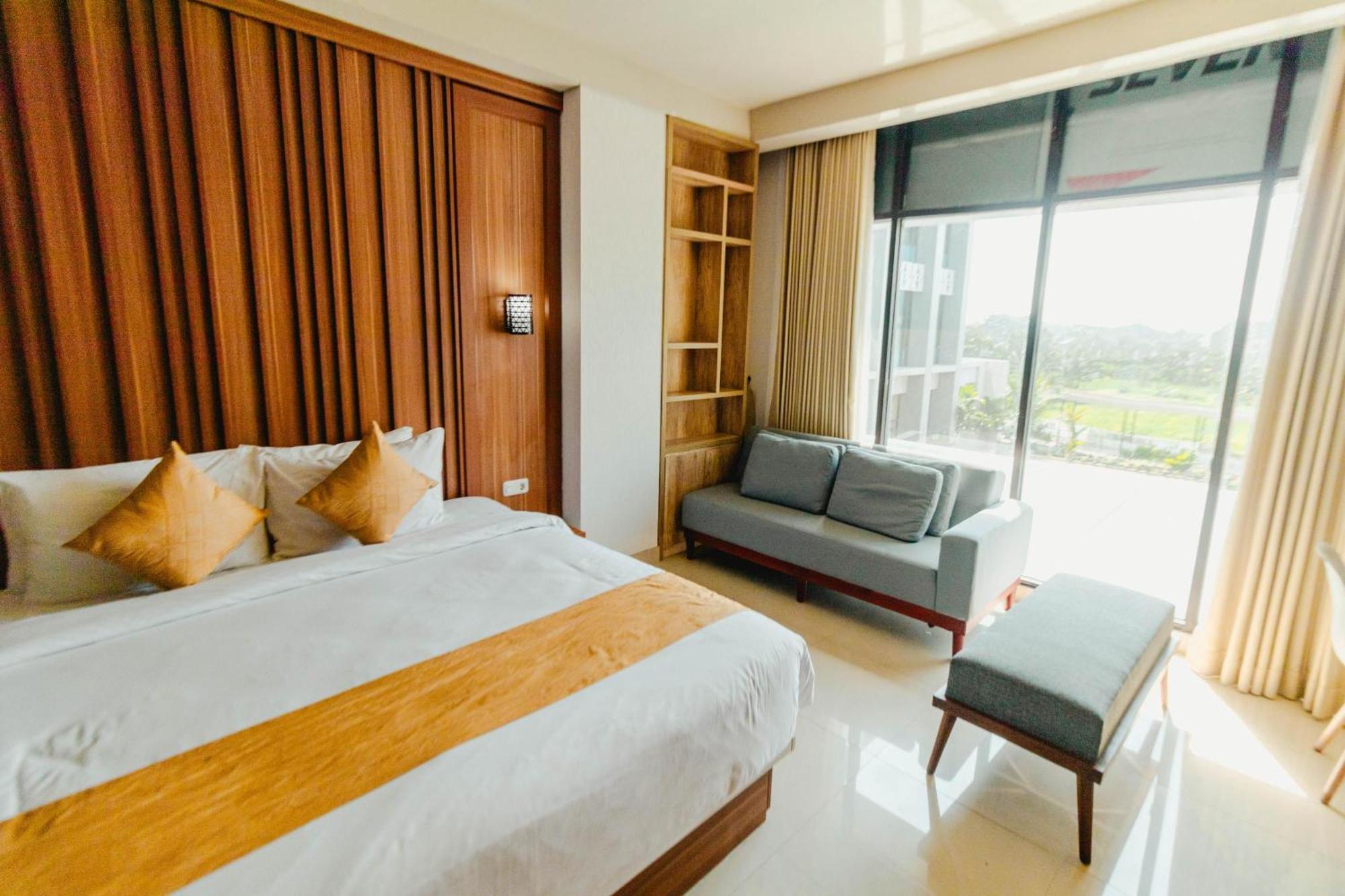 De Balen Soultan Hotel Puyung Exterior photo