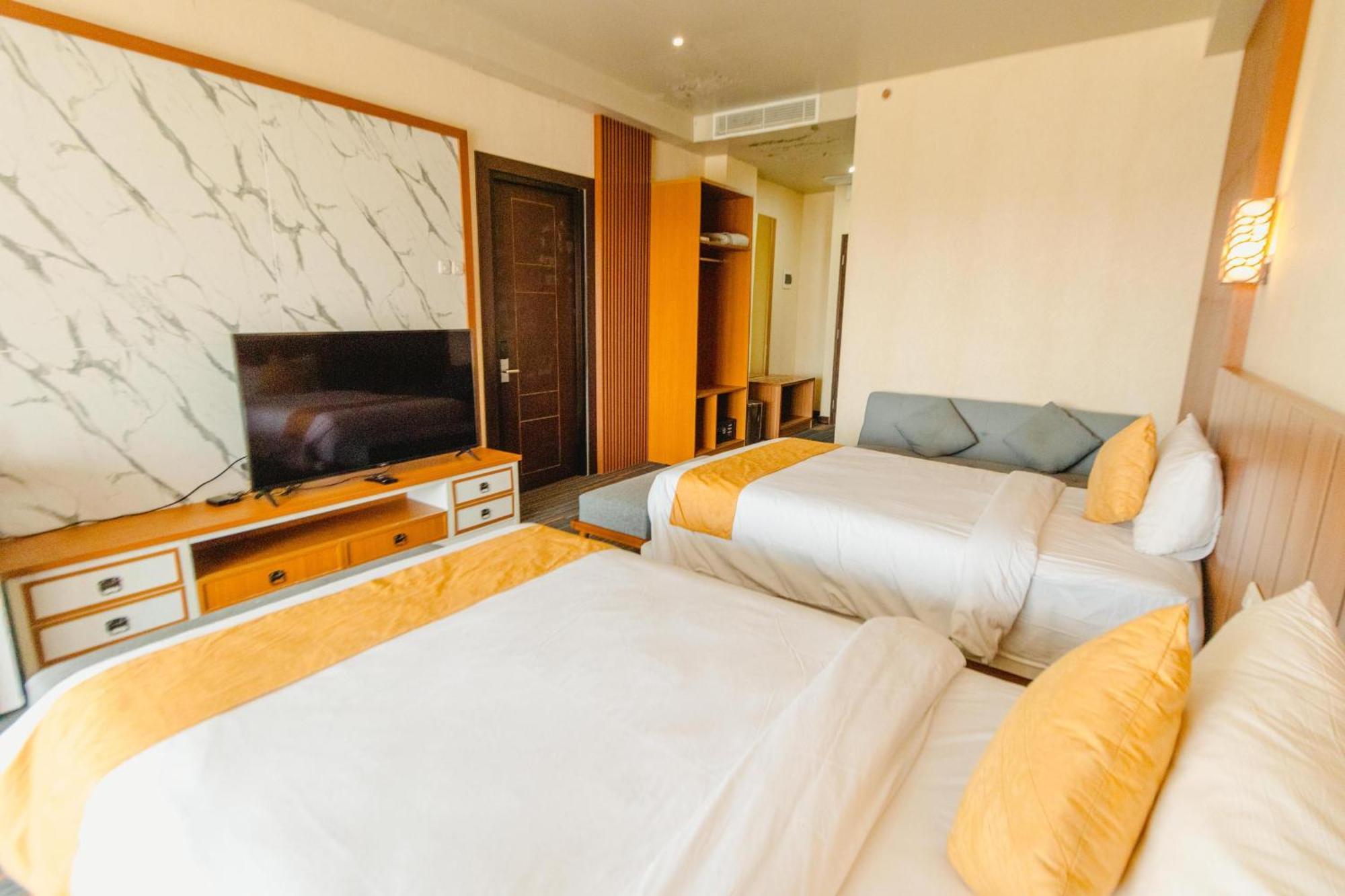 De Balen Soultan Hotel Puyung Exterior photo