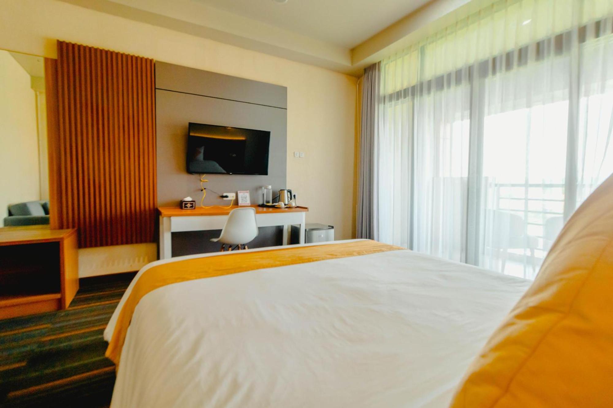 De Balen Soultan Hotel Puyung Exterior photo