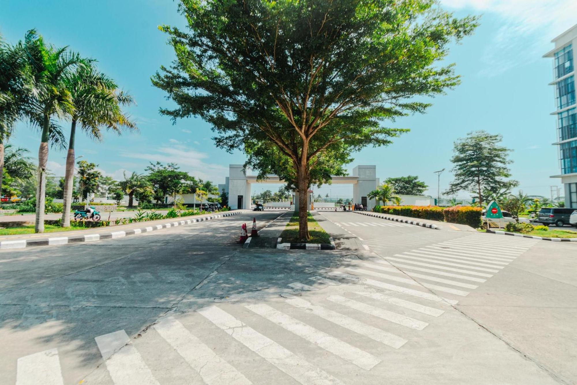 De Balen Soultan Hotel Puyung Exterior photo